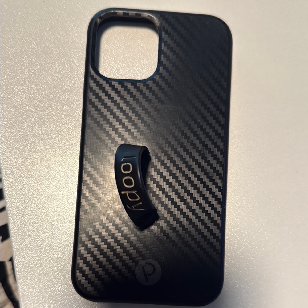 Loopy Case Carbon Fiber Black Phone Cover